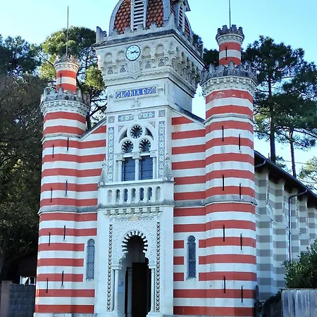 En Lisière De Forêt Avec Jardin, à 1,5 Km De L'océan, Idéale Pour Des Reposantes - Fr-1-736-16 Villa