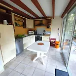 Villa En Lisière De Forêt Avec Jardin, à 1,5 Km De L'océan, Idéale Pour Des Reposantes - Fr-1-736-16