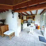 En Lisière De Forêt Avec Jardin, à 1,5 Km De L'océan, Idéale Pour Des Reposantes - Fr-1-736-16 Villa
